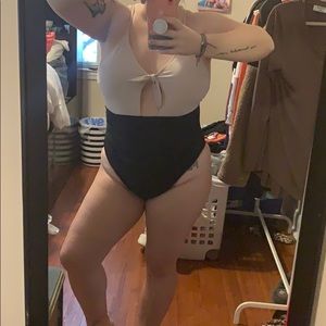 Super cheeeeky swimsuit